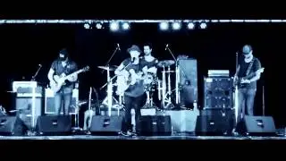 VERNAS KEEP Live Falls Festival Byron 2015