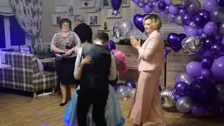Песня на выпускной старшему брату от сестрёнки