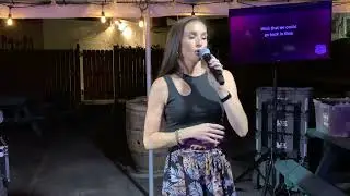 Lindsay L sings Burning House at Virginia Beer Museum 6/20/25
