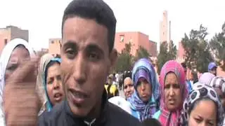مسيرة احتجاجية لساكنة حي المجد بابن جرير ضد لاقط هوائي
