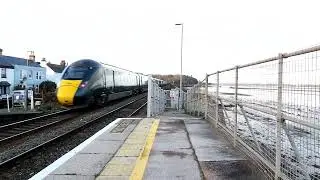 Class 800 IET train passes Starcross with loud 2 tone on approach