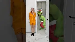 The Grinch Steals a Prisoner and a Spiderman #shorts by Leisi Crazy 🤪#wrinkleintime #unclescrooge