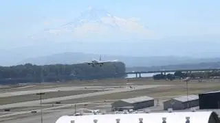 Portland International Airport (KPDX) - Runway 28R Operations