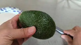 Esther Avocado Taste Test - Fail🥑Avocado Talk🥑