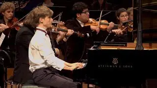 Grieg: Piano Concerto in A minor op. 16 | Simon Bürki