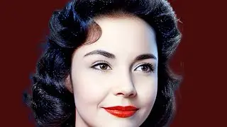 Jennifer Jones In G-Strlng Photos Leave Little To Imagination..Take a look