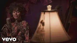 Raquel Sofía - Feliz Cumpleaños (Voice Introduction)