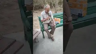 Vo h sebka rekhvala teiry nena q bheraay😂