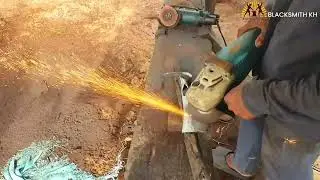Blacksmith make knives Process
