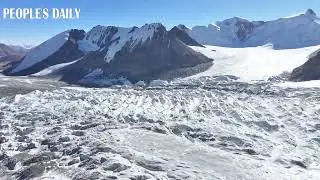 Behold the majestic glaciers beneath Geladandong Peak in the Tanggula Mountains, NW China&rsquo;s Qinghai