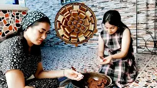 ۱۸ اکتبر ۲۰۲۵Village Life in Iran | Cozy Fall Dessert with Date Syrup & Traditional Halva Recipe