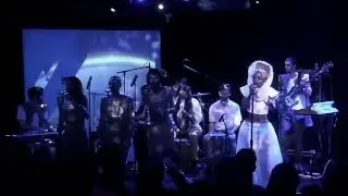 Lady Moon & The Eclipse - Travel The World (live at le poisson rouge)