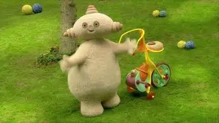 The Ball ⚽️ | In the Night Garden | Live Action Videos for Kids | WildBrain Zigzag