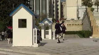 Evzones Greek Presidential Guard  &Tau;omb of Unknown Soldier  Monument in Athens   15 - 11 - 2025