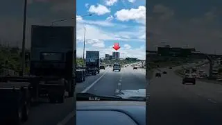 New Zealand Traffic Auckland #newzealand #traffic #shortvideo #roadtrip #auckland #nztraffic