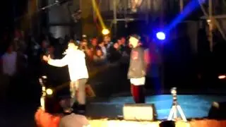 HAMPER VS JACK ADRENALINA