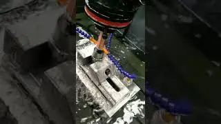 TAZE Single Axis CNC Die Sinking EDM Machine DE 45S PROCESSING