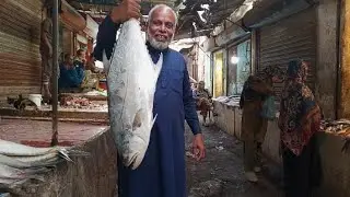 ناگن چورنگی سے 5 منٹ کے فاصلے پر ایک بنگال جیسا بازار اوربہترین مچھلی تازہ اور سستی .
