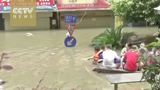 Residential areas in Wuhan devastated by flood