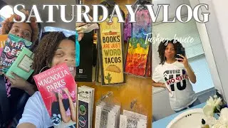 FINALLY getting my crackle barrel pancakes ☺️,sister date,book shopping Vlog, new book challenge??