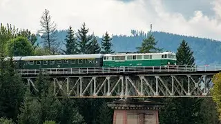 SU46-029 z pociągami projektu 