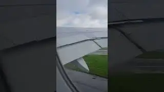Take off from Lisboa Airport, explain why wing is in this position