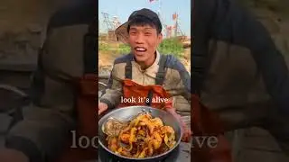 Funny Chinese fisherman 🐟 cook seafood 🦑🦪 English subtitles #shorts