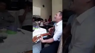 JUNIOR E ELIAS  JUNTOS LOUVANDO  A DEUS