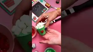 Christmas Treats #chocolatetutorial #hotcocoa #grinchtreats #christmas #dippedtreats