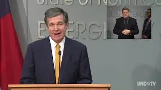 Coronavirus Briefing: NC Gov. Roy Cooper (05/04/20) | English