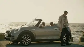 STAY OPEN. THE NEW MINI CONVERTIBLE.