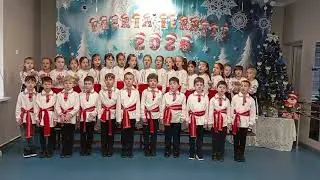 &Icirc;ngerii colindă sus, clasa 1 ,,B&rdquo;, IPLT ,,Grătiești&rdquo;