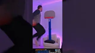 Фейки, бросок из-за спины двумя руками! #nbaplays #nba #dunk #dunknba #fypage #fypviral #shorts #...