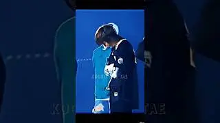 Taehyung cried but Jungkook cried harder😭.. Jungkook can't see his baby crying 🥺 #taekook #vkook