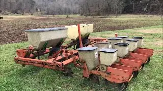 Allis Chalmer no till planter