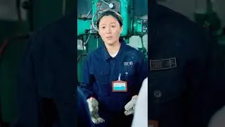 Старушка оказалась мастером по ремонту высшего уровня.
