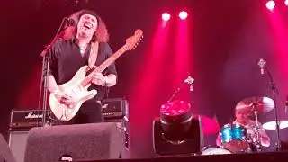 Julian Sas plays Jimi Hendrix