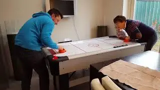 Airhockeytafel - Roos Springkussens en Partyverhuur