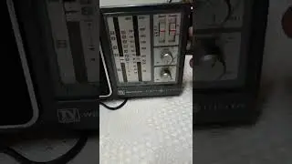 R&aacute;dio port&aacute;til General Eletric GE 4 faixas 7-2945A