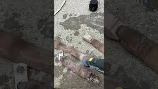 Seatbelt steam cleaning
