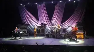 Joe Jackson. Sing you sinner tour 2022. Look sharp