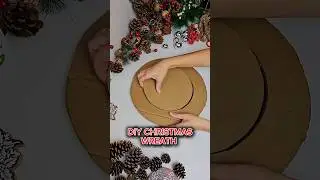 DIY CHRISTMAS wreath #christmas #diychristmas #wreathtutorial