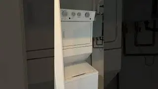 1754 W School Unit 1 - Chicago - 2 Bed 1 Bath - IN UNIT LAUNDRY!