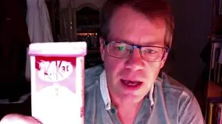 Reaction KitKat Ruby chocolate bar