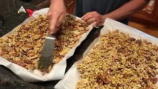 Roasted Mixed Nuts