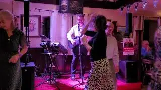 Eddie Quinn singing The Way I Am in The Loft Carrickmacross - 6th May 2023