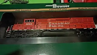 ОБЗОР BOWSER SD30C-ECO В МАСШТАБЕ HO!