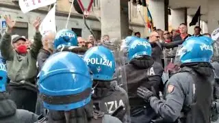 Primo maggio a Trieste, bloccati i no vax