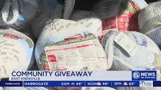 East Knoxville community mixer offers Thanksgiving help, plans &lsquo;Love Yourself&rsquo; nonprofit