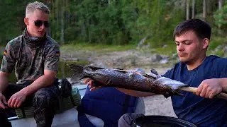 Schwitzh&uuml;tte gebaut und Monsterfisch gefangen  - Schweden Teil 2